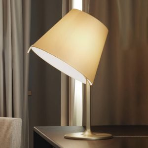 Artemide Melampo asztali lámpa