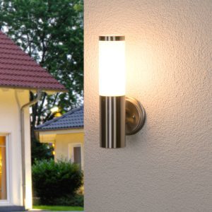 Időtlen kültéri fali lámpa Kristof