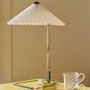HAY Matin 380 LED-es pliszírozott asztali lámpa