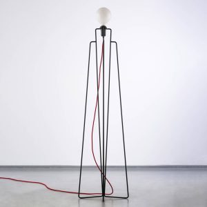 GRUPA Model M1 LED állólámpa fekete