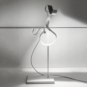 Knikerboker Curve LED asztali lámpa