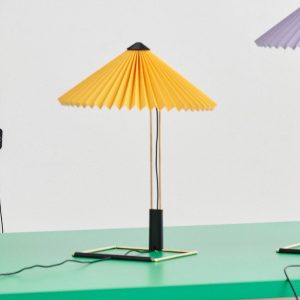 HAY Matin 300 LED-es pliszírozott asztali lámpa